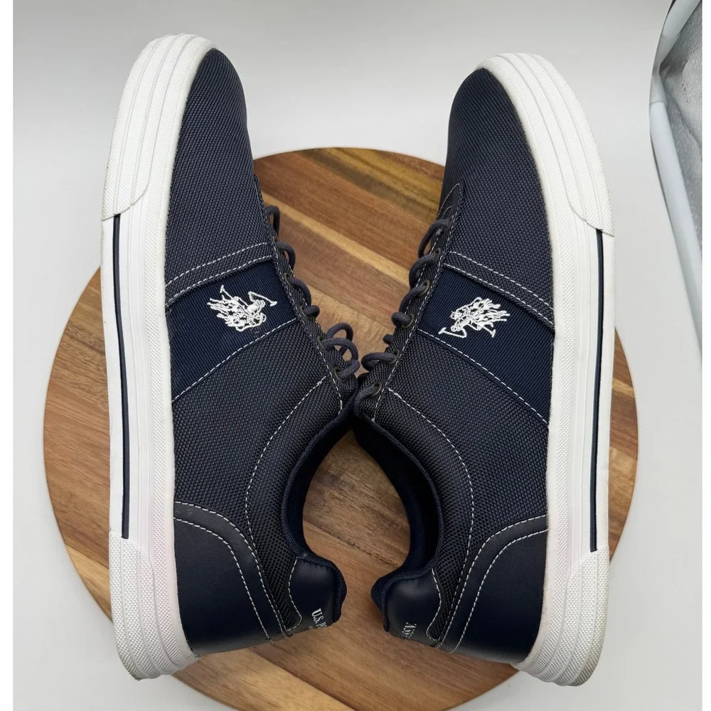 US Polo Assn Helm Men's‎ 13M Navy Blue Textile Low Top Sneakers  0858